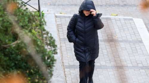 Ο καιρός σήμερα: Υποχωρεί η κακοκαιρία και ανεβαίνει η θερμοκρασία - Πού θα βρέξει