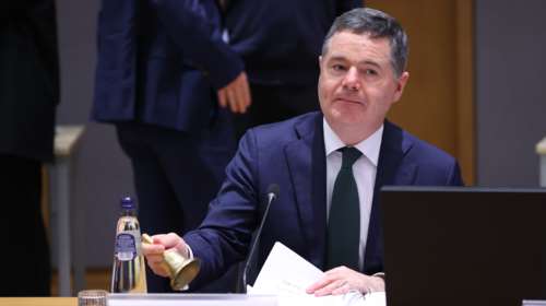 Στην Αθήνα ο πρόεδρος του Eurogroup, Πασκάλ Ντόναχιου - Εγκώμια για τις επιδόσεις της ελληνικής οικονομίας
