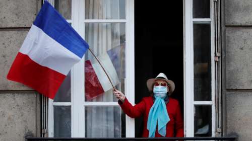 Οι Γάλλοι πάχυναν κατά μέσο όρο 2,5 κιλά στη διάρκεια της καραντίνας