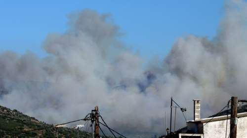 Φωτιά στη λακωνική Μάνη: Καλύτερη η εικόνα - Μάχη με τις αναζωπυρώσεις [βίντεο]