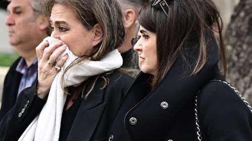 Τελευταίο αντίο στον σπουδαίο Γιώργο Μιχαλακόπουλο - Ποιοι έδωσαν το παρών στην κηδεία του [εικόνες]