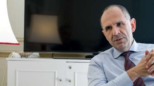 Γεραπετρίτης: Ο στόχος της κυβέρνησης είναι εντός Μαρτίου να ανοίξουμε σταδιακά την αγορά