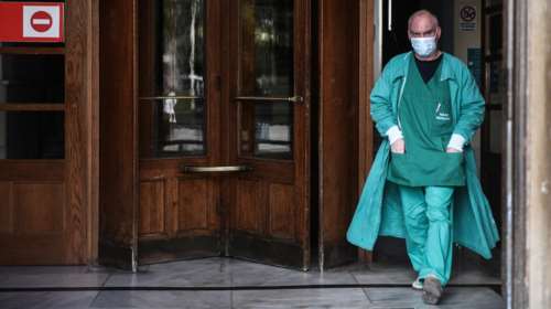 Πρώτο επιβεβαιωμένο κρούσμα του μεταπνευμονοϊού HMPV στην Ελλάδα - 71χρονος στη Θεσσαλονίκη