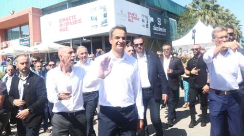 Κυριάκος Μητσοτάκης στη ΔΕΘ: Κάντε λίγο υπομονή μέχρι την ομιλία μου - Τι αποκάλυψε για τα μέτρα στήριξης [Εικόνες]