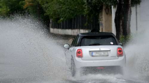 Πρόγνωση Μαρουσάκη: Επιμένει η κακοκαιρία τις επόμενες ημέρες - Δύσκολη η νύχτα στη Βόρεια Ελλάδα - Οι "επικίνδυνες" περιοχές [Βίντεο]