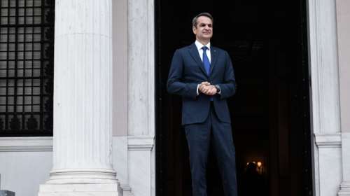 Με αντίπαλο την ακρίβεια στις επόμενες εκλογές η κυβέρνηση - Μπαίνουν σε εφαρμογή τα μέτρα της ΔΕΘ