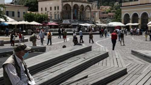 Κορονοϊός: Ανεβαίνουν ξαφνικά τα κρούσματα - Γιατί ο Τζανάκης θύμωσε με την Παπαευαγγέλου