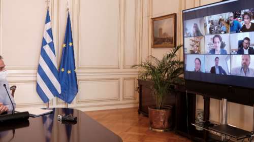 Μητσοτάκης στους Έλληνες του brain drain: "Μείωση 50% του φόρου εισοδήματος για τα επόμενα 7 χρόνια για όσους επιστρέψουν"