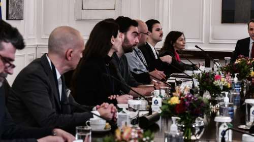 Το σχέδιο ΚΥΑ της κυβέρνησης για τους καλλιτέχνες: Ειδική μισθολογική κλίμακα, βασικός μισθός στα 1.037 ευρώ