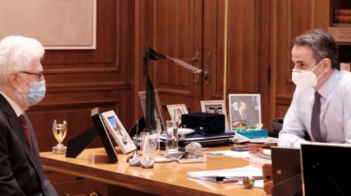 Ο Μητσοτάκης στο Μαξίμου με τον πρώτο Εβραίο Δήμαρχο Μωυσή Ελισάφ: Τιμούμε τη μνήμη των θυμάτων του Ολοκαυτώματος