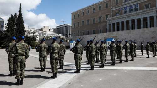 25η Μαρτίου: Όλα όσα θα δoύμε στη μεγάλη παρέλαση - Οι έφιπποι, τα τιμώμενα πρόσωπα και η μοναδική γενική πρόβα [Βίντεο]