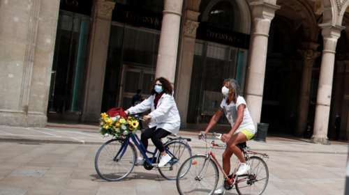 Ιταλία: Αύξηση κρουσμάτων και μείωση αριθμού νεκρών - Λιγότεροι ασθενείς στις ΜΕΘ