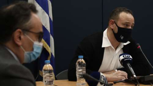 Εμβόλιο Pfizer: Διαθέσιμο και στην Ελλάδα μόλις εγκριθεί - Ενθαρρυντικά νέα από Κοντοζαμάνη, Μαγιορκίνη