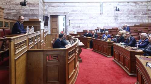 "Μασάζ" Γεραπετρίτη σε 32 βουλευτές της ΝΔ μετά τις φωτιές Σαμαρά: Ο ΥΠΕΞ τηλεφώνησε σε όλους