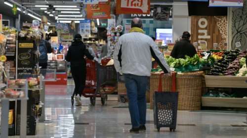 Γεωργιάδης: Ενδεχόμενο για ανοιχτά σούπερ μάρκετ την Κυριακή 3 Ιανουαρίου - Δείτε αναλυτικά το εορταστικό ωράριο