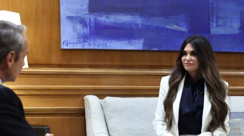 Το ραντεβού του ζεύγους Κικίλια με την Κίμπερλι σε εστιατόριο των νοτίων προαστίων και οι ζήλιες των γαλάζιων υπουργών