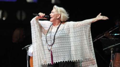 Βγήκε από τη ΜΕΘ η Μαρινέλλα μετά το εγκεφαλικό - Το νέο ιατρικό ανακοινωθέν