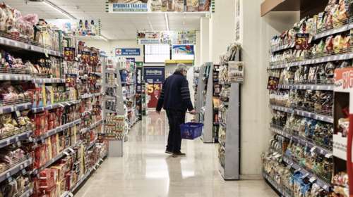 Νέα τετραπλή &quot;βόμβα&quot; ακρίβειας στην τσέπη μας: Ανατιμήσεις σε μοσχάρι, αρνί, καφέ και κακάο