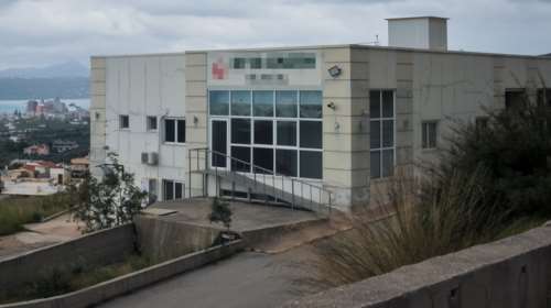 Γηροκομείο στα Χανιά: Συγκλονιστικές αποκαλύψεις για χαλασμένα τρόφιμα και ανυπόφορη βρώμα