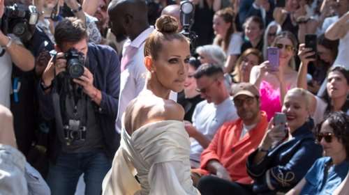 Η Σελίν Ντιόν είναι είδωλο της μόδας: Η 60's επική εμφάνιση στη Νέα Υόρκη [Εικόνες]