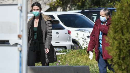 Κορονοϊός: Η κυβέρνηση &quot;ξέχασε&quot; ευπαθείς ομάδες από την ΠΝΠ