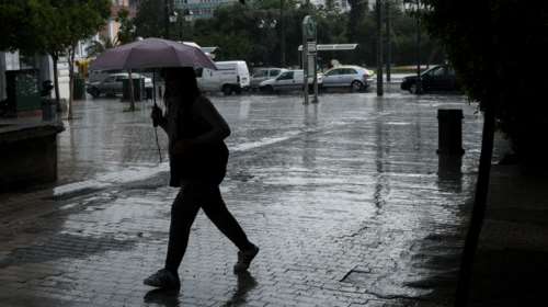 Επισήμως στο φθινόπωρο με βροχές και καταιγίδες - Αμετάβλητη η θερμοκρασία