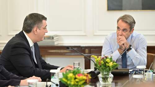 Συνάντηση Μητσοτάκη με Τζιτζικώστα: &quot;Πολύ σημαντική η πρόοδος της Ελλάδας σε μεταφορές και τουρισμό&quot;