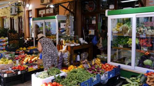 Αντέχει το mini market της γειτονιάς &quot;ελάχιστο φόρο&quot; έως 2.622 ευρώ; - Τα προβλήματα με το νέο καθεστώς