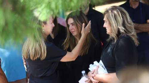 Σήμερα η κηδεία του Γιάννη Ιωαννίδη - Σε λαϊκό προσκύνημα στο &quot;Αλεξάνδρειο&quot; η σορός του