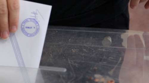 Δημοσκόπηση Alco: Στο 3,6% έκλεισε η ψαλίδα ΝΔ με ΣΥΡΙΖΑ - Το 40% των αναποφάσιστων είχε ψηφίσει Νέα Δημοκρατία