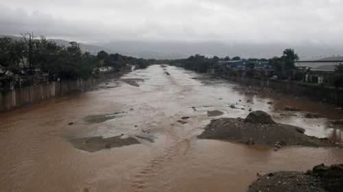 Tυφώνας &quot;Μελίσσα&quot;: Καταστροφικό πέρασμα από τη Τζαμάικα – Κατευθύνεται προς την Κούβα [εικόνες - βίντεο]