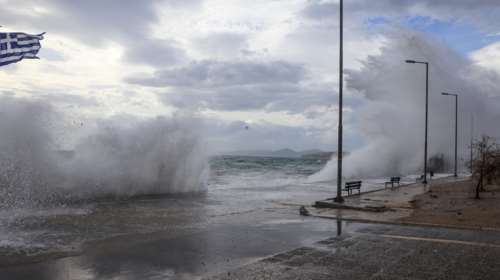 Εκτακτο δελτίο ΕΜΥ: Κατακόρυφη πτώση θερμοκρασίας, ισχυρές βροχές και καταιγίδες και άνεμοι έως 10 μποφόρ