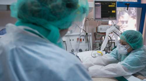 Κορονοϊός: Σοκ με 35 θανάτους σε 24 ώρες - 1.914 νέα κρούσματα - 228 οι διασωληνωμένοι