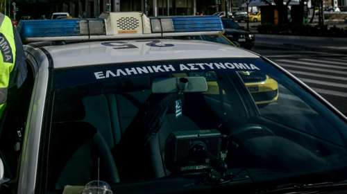 Τροχαίο στη Βουλιαγμένης: Ξύλο μεταξύ των οδηγών, τους χώρισαν οι αστυνομικοί