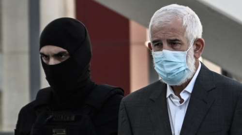 Δίκη Φιλιππίδη: Ξέσπασε σε λυγμούς μέσα στο δικαστήριο η μητέρα της πρώτης κοπέλας - "Γιατί να μου βιάσει το παιδί;"