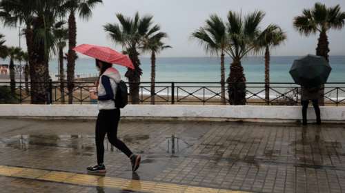 Καιρός: Χειμωνιάτικο σκηνικό με ισχυρές βροχές, καταιγίδες και χιόνια - Ποιες περιοχές χτυπά η κακοκαιρία