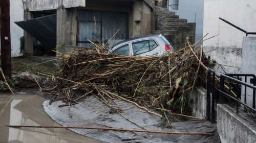 Κακοκαιρία Bora: Μετρούν τις πληγές τους Λήμνος και Ρόδος - Πού θα χτυπήσουν τα έντονα φαινόμενα τη Δευτέρα