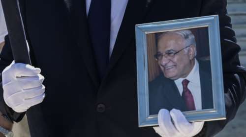 Το τελευταίο αντίο στον αστροφυσικό Διονύση Σιμόπουλο [εικόνες]