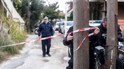 "Είχε πολλούς συντρόφους και με ενοχλούσε αυτό": Σοκάρει ο 18χρονος μητροκτόνος - Οι καυγάδες και το bullying