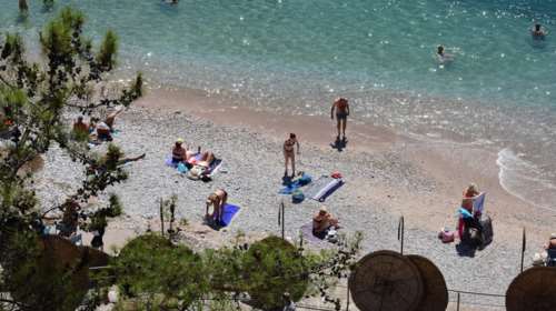 Καλοκαιρινό Σάββατο με τον υδράργυρο έως 30 βαθμούς - Σε δύο μόνο περιοχές θα εκδηλωθούν καταιγίδες