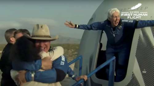 Η φοβερή ιστορία της 82χρονης Γουάλι Φανκ: Το 1961 απορρίφθηκε λόγω φύλου - Πέταξε στο Διάστημα το 2021 με τον Μπέζος