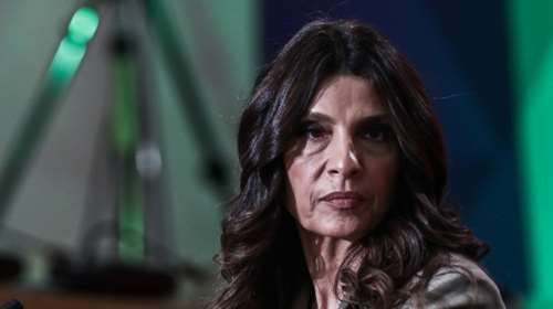 Η Τσαπανίδου επέστρεψε δριμύτερη: Έκτακτη φορολόγηση στα υπερκέρδη επιχειρήσεων- 3,5 δισ. ευρώ τις πρώτες 50 ημέρες ΣΥΡΙΖΑ