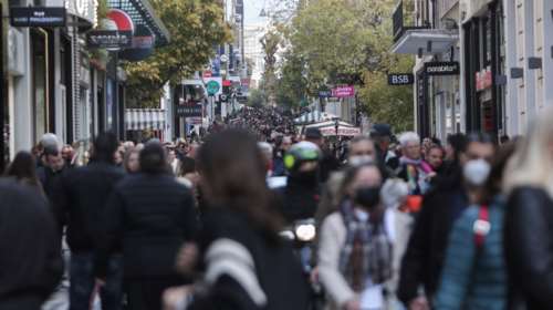 ΟΠΕΚΑ: Καταβάλλονται σήμερα τα επιδόματα Οκτωβρίου - Ποιοι είναι οι δικαιούχοι