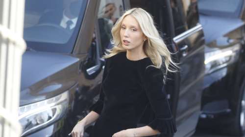 Πανάκριβη η Μαρία Ολυμπία: Γλέντησε σε κοσμικό πάρτι με Prada slip dress, θεϊκά βελούδινα booties YSL και μια κακόγουστη φίλη