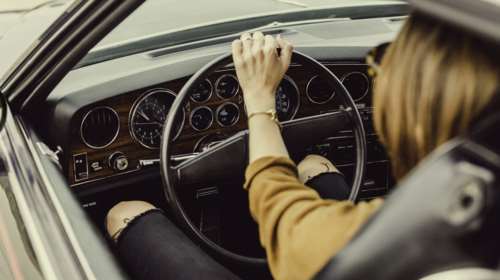 Πρωτοφανές περιστατικό στη Δράμα: Της έκοψαν τα φρένα του αυτοκινήτου της - Κινδύνεψαν τα παιδιά της