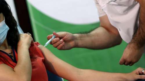 Κορονοϊός: Τι προτείνουν Γερμανοί επιστήμονες ώστε να εμβολιαστούν περισσότεροι το συντομότερο δυνατόν