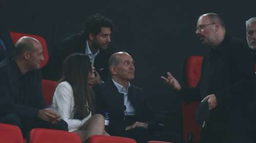 Η Κίμπερλι Γκίλφοϊλ συνομίλησε με τον Γιώργο Λάνθιμο στο ΣΕΦ [εικόνες]