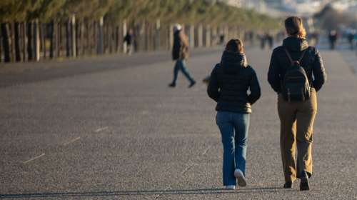 Καιρός: Ανεβαίνει σήμερα η θερμοκρασία σε όλη τη χώρα - Πέφτει ξανά το θερμόμετρο το Σάββατο