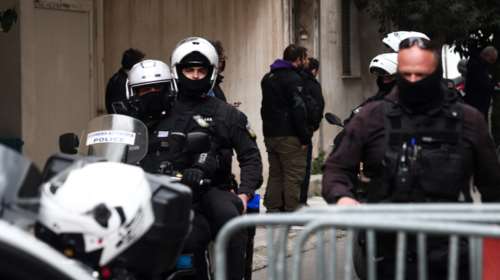 Κρήτη: Αστυνομικοί έσωσαν από βέβαιο θάνατο δύο γυναίκες - Είχαν κάνει απόπειρα αυτοκτονίας