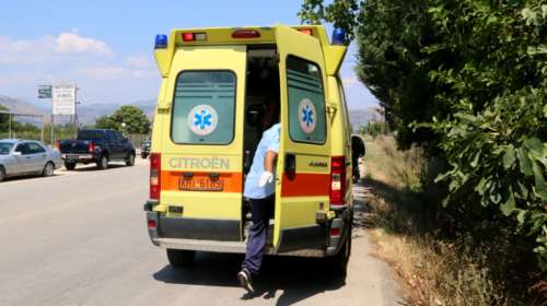 Πάτρα: Νεαρός οδηγός έπαθε κρίση και έπεσε επάνω στα κιγκλιδώματα της εθνικής οδού